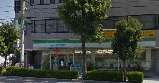 コンビニ　ファミリーマート（コンビニ）まで96m