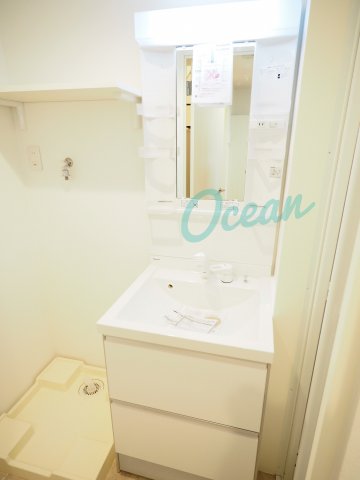 洗面設備　同一仕様写真