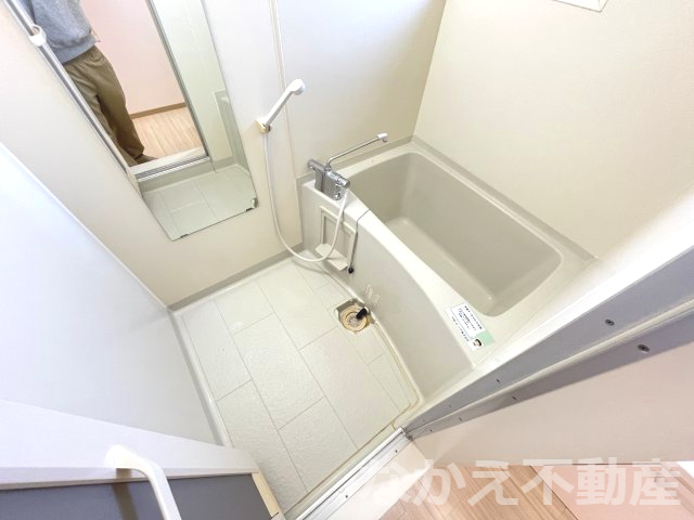 バス・シャワールーム　きれいなお風呂です