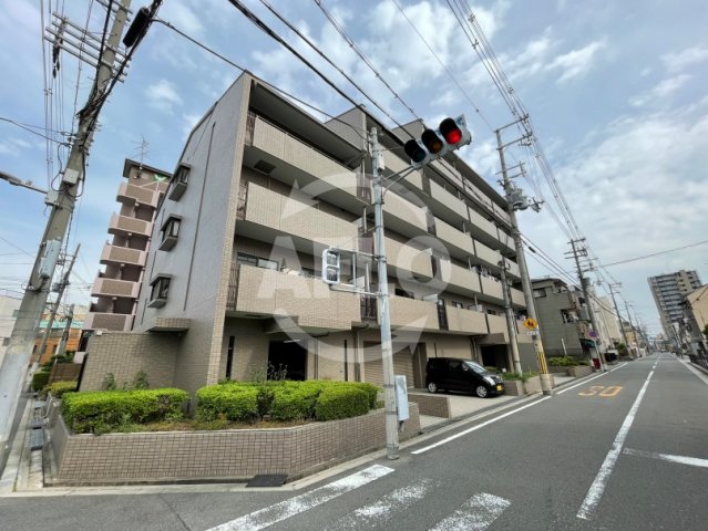 エントランス　フォレスタ育和　エントランス