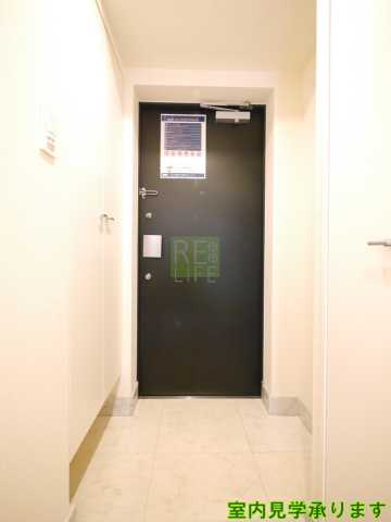 玄関　レキシントンスクエア新宿御苑