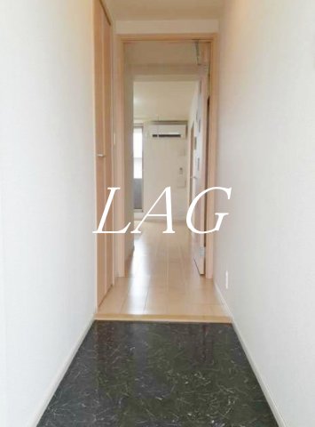 玄関　玄関です。