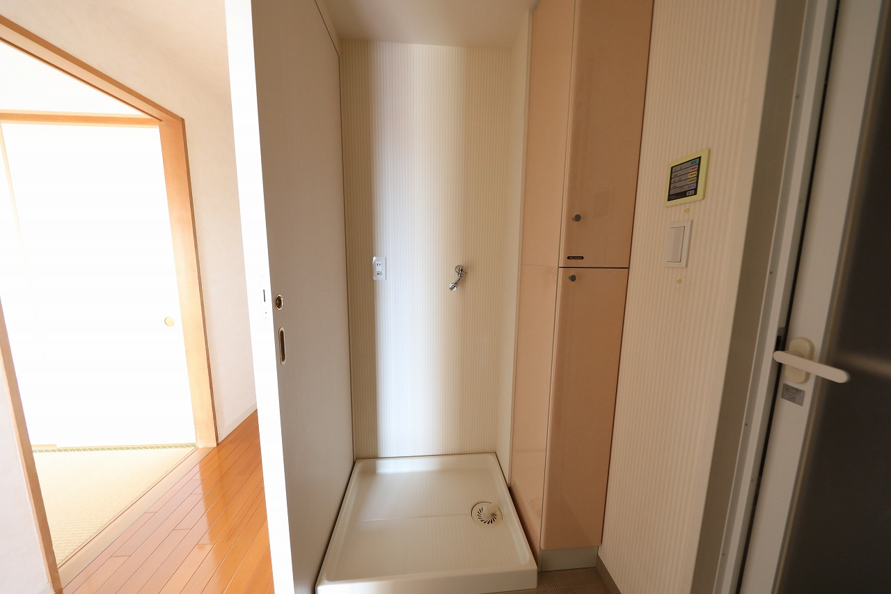 その他設備　室内洗濯機置き場です