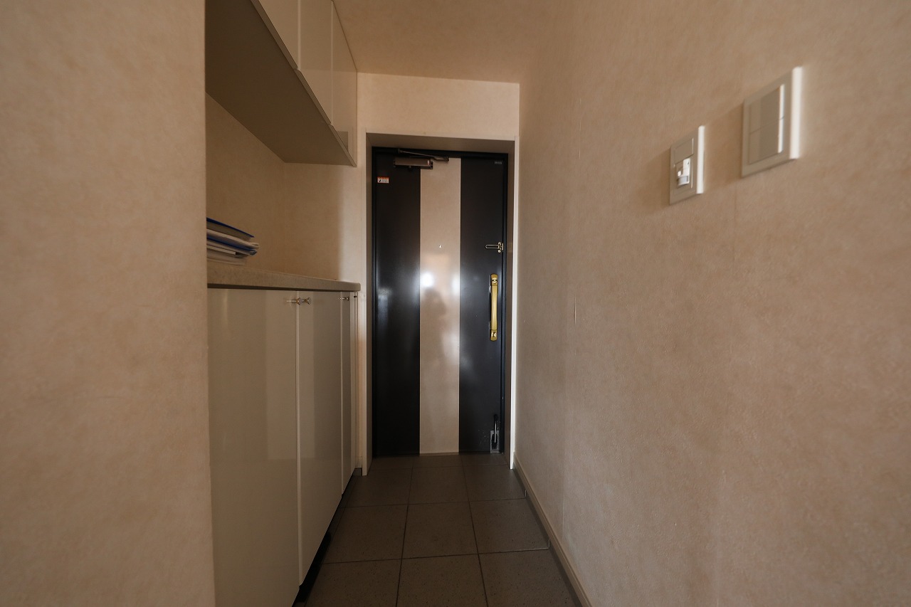 玄関　玄関収納です