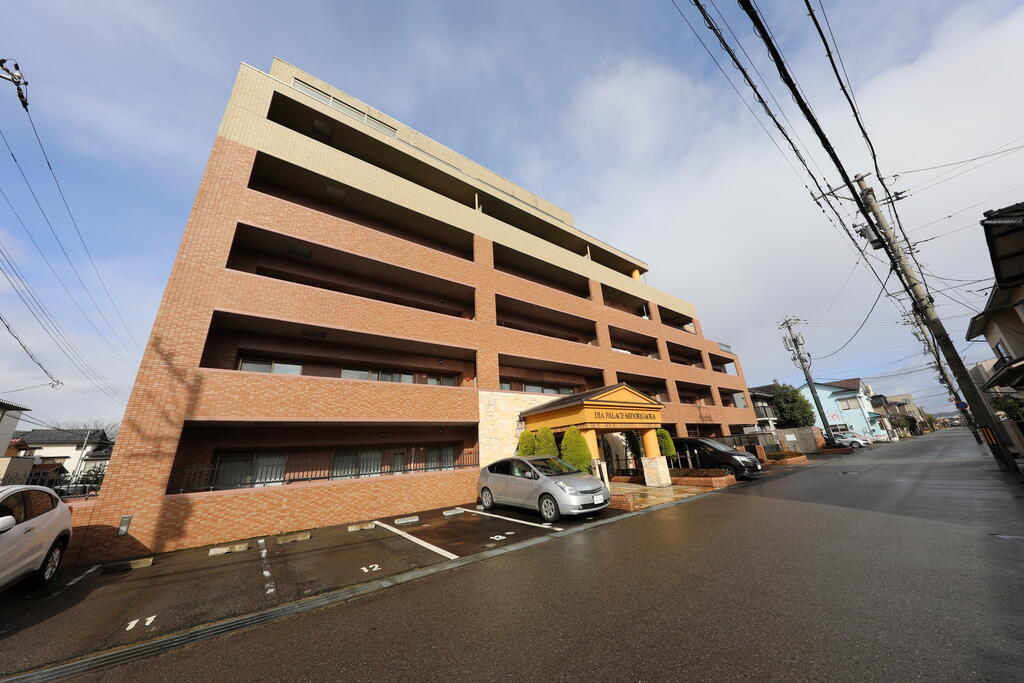 建物外観　人気の文教地区！