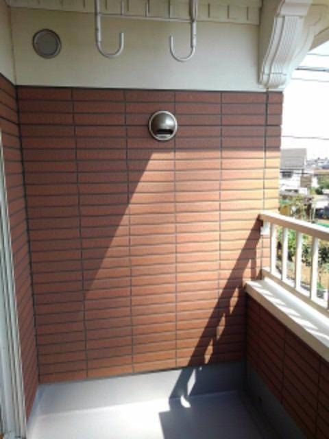 バルコニー　南東向きのバルコニーです。