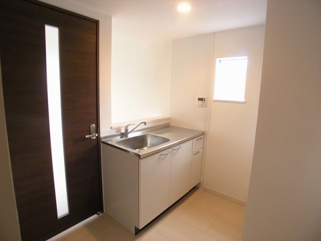 キッチン　画像は同シリーズタイプの為、参考写真になります。