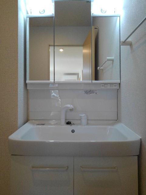 洗面設備　洗面所