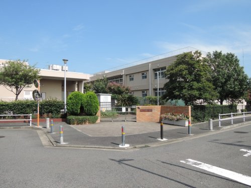 小学校　横浜市立下郷小学校（小学校）まで744m