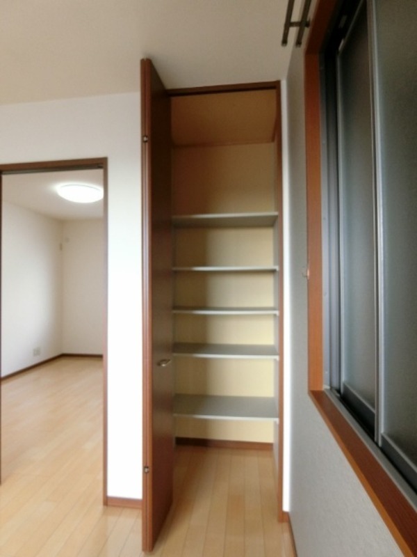 収納　図面と現状に相違がある場合には現状を優先