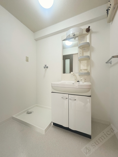 洗面設備　朝の身支度が楽々！！広い洗面＾＾