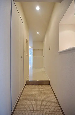 玄関　※別号室参照