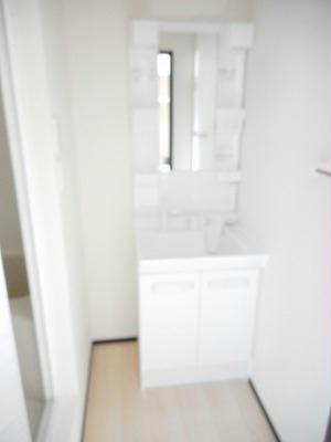 洗面設備　現況を優先します