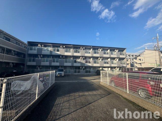 駐車場　車をお持ちの方に嬉しい駐車場付きの物件です