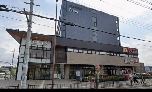 スーパー　デイリーカナートイズミヤ 新中条店（スーパー）まで495m