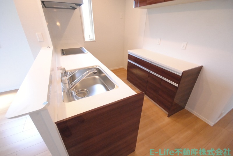 居室・リビング　キッチン