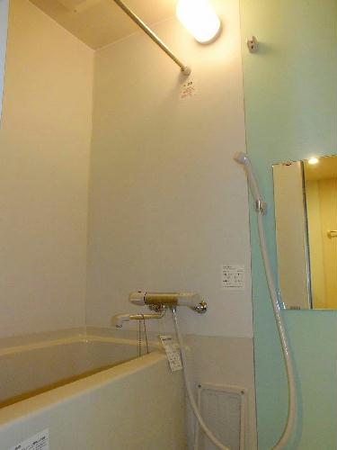 バス・シャワールーム　バス・トイレ別