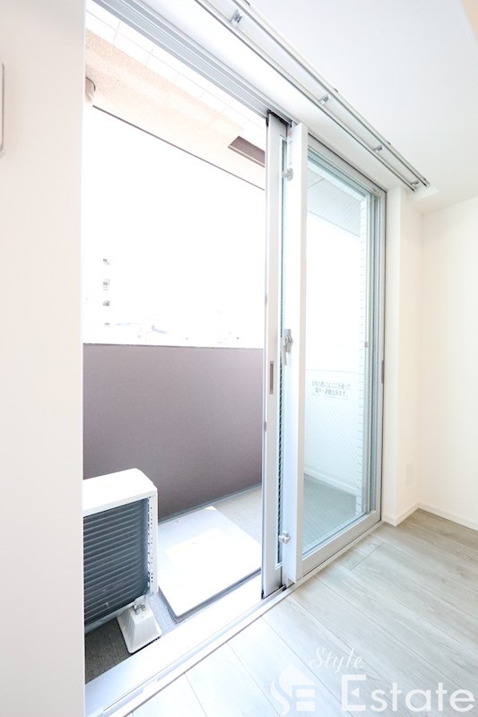 バルコニー　バルコニー