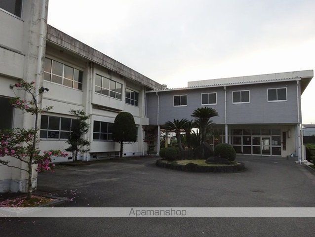 小学校　足代小学校（小学校）まで190m