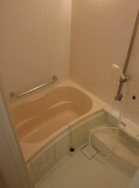 バス・シャワールーム　追い焚きバス