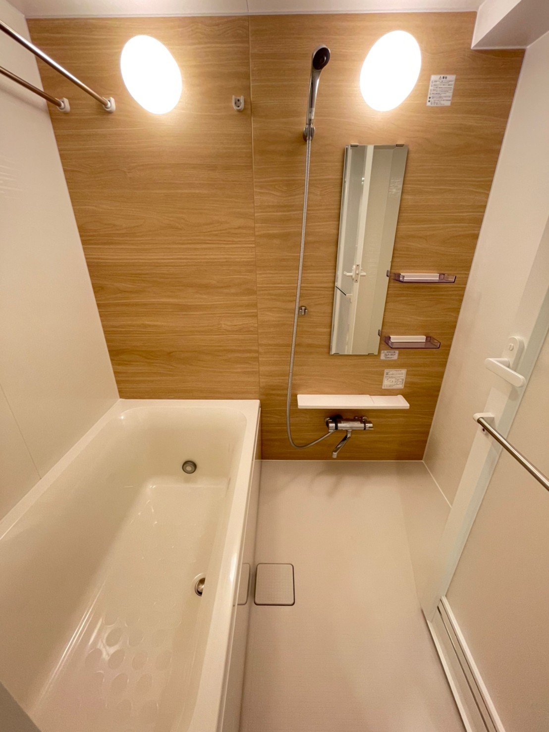 バス・シャワールーム