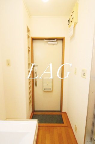 玄関　玄関です。