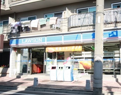 コンビニ　ローソン 成増北口通り（コンビニ）まで768m