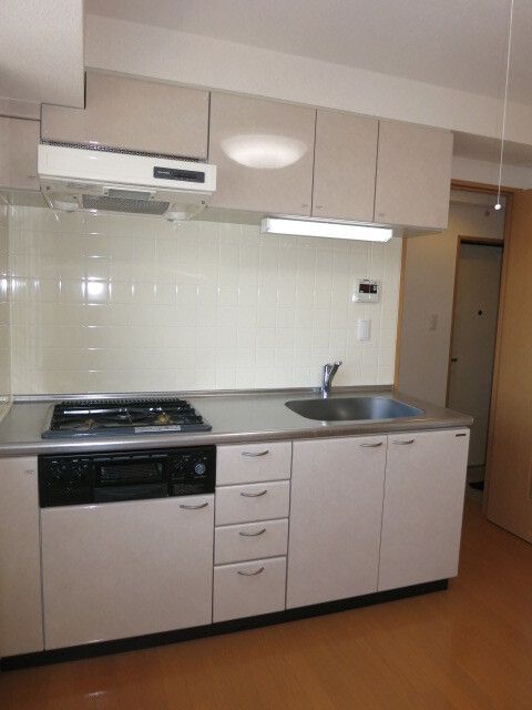 キッチン　☆使いやすいシステムキッチン☆