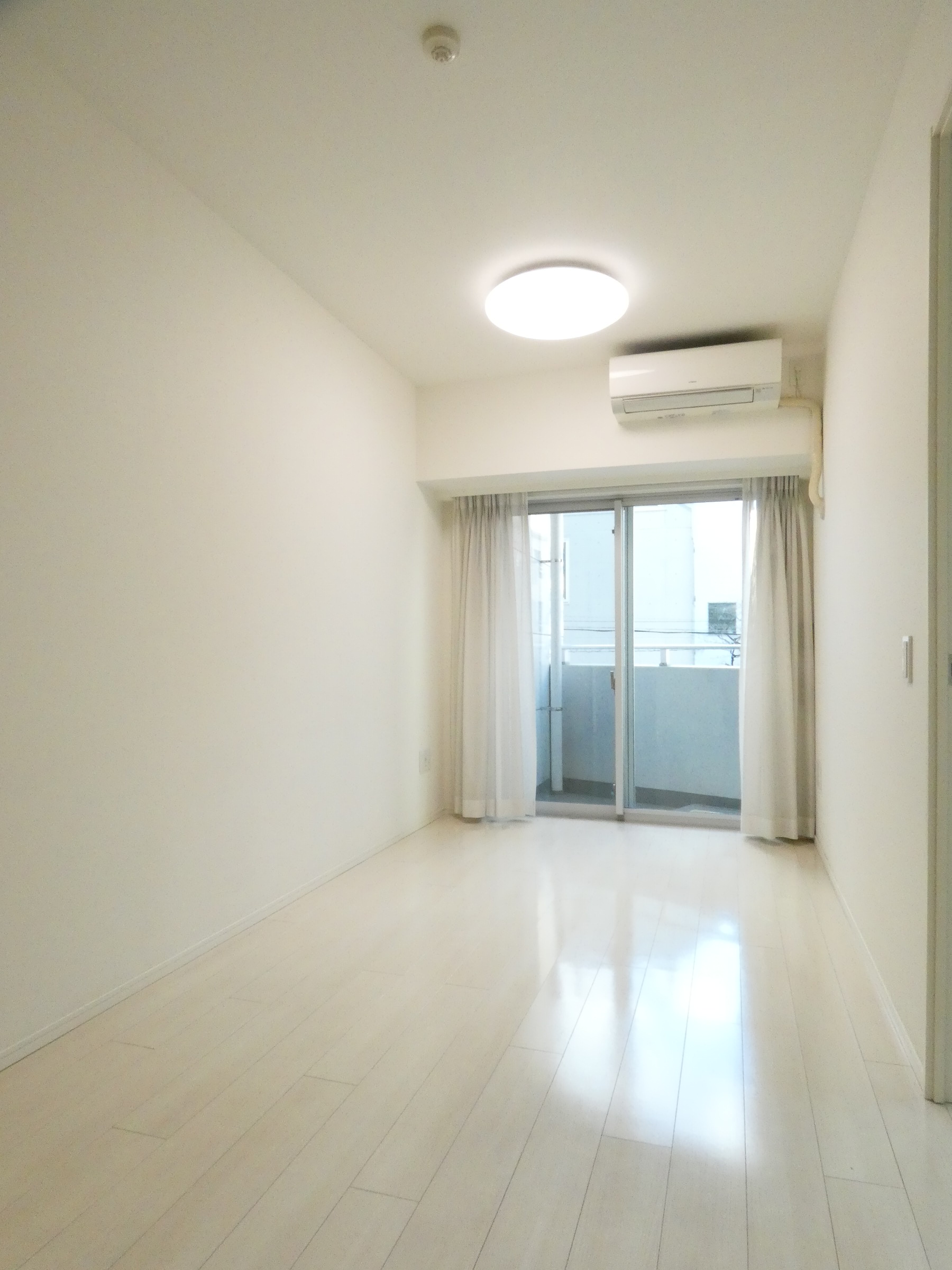 居室・リビング　内観1※別部屋参考写真