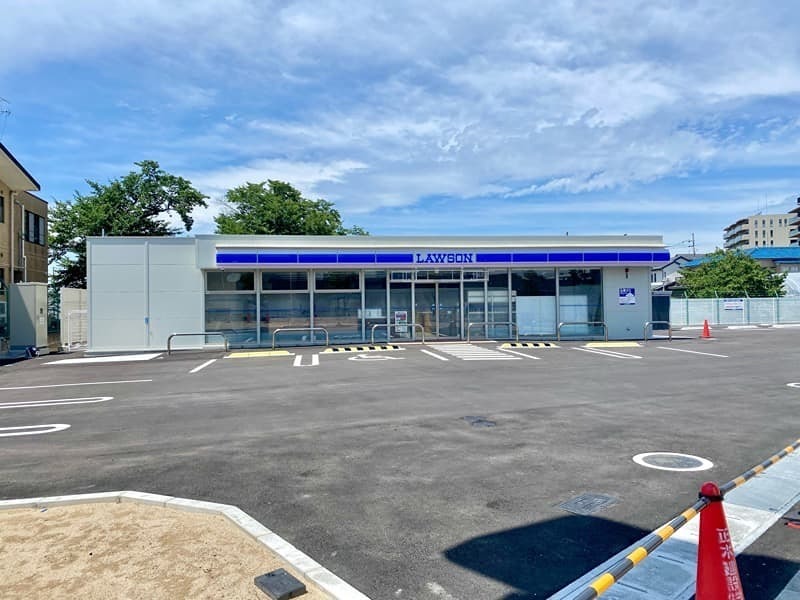 コンビニ　ローソン 吹田岸部中五丁目店（コンビニ）まで203m