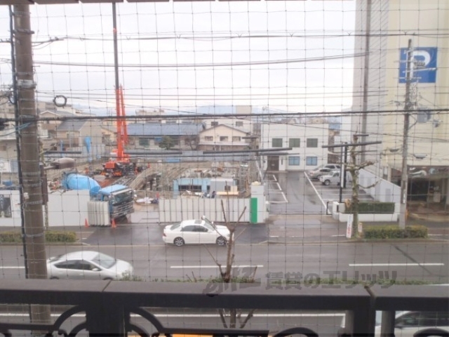 眺望　３階からの景色。西大路通目の前。