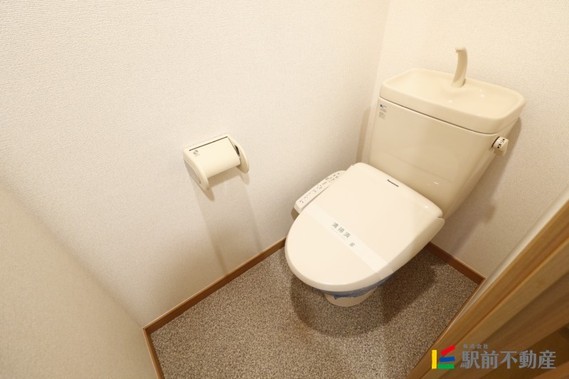 トイレ　写真は別部屋