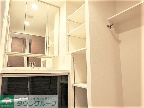 洗面設備　収納