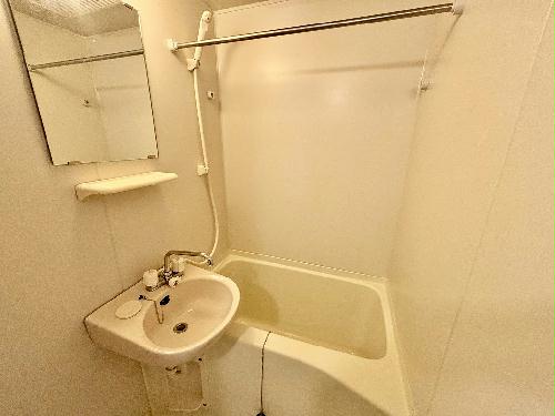 バス・シャワールーム　設備・仕様は号室により異なる為、現況を優先いたします。