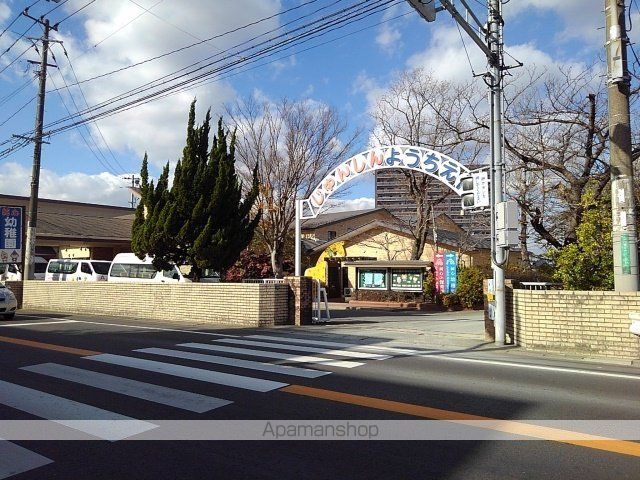 幼稚園・保育園　純心幼稚園（幼稚園・保育園）まで590m