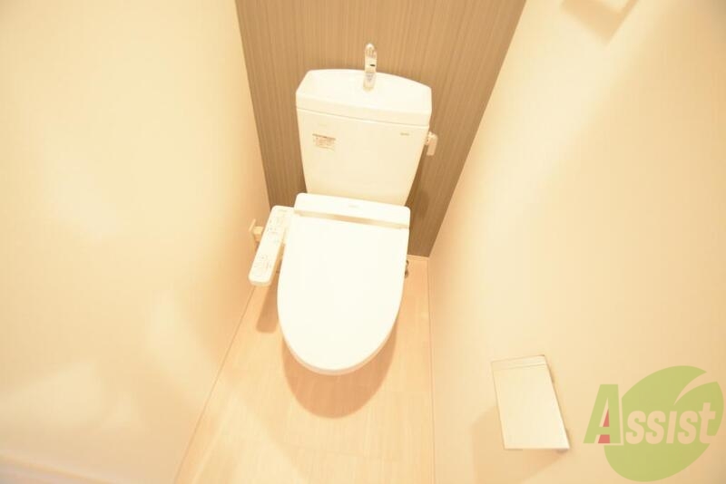 トイレ　ウォシュレット付きです