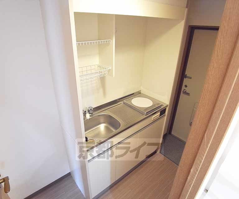 キッチン　ＩＨコンロ付きのキッチンです