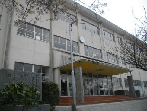 小学校　苅田町立苅田小学校（小学校）まで1287m