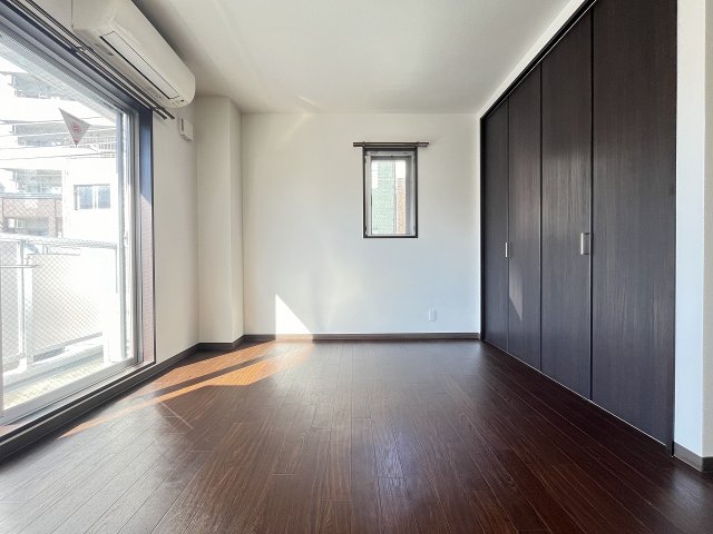 居室・リビング　ゆったりとした居間です