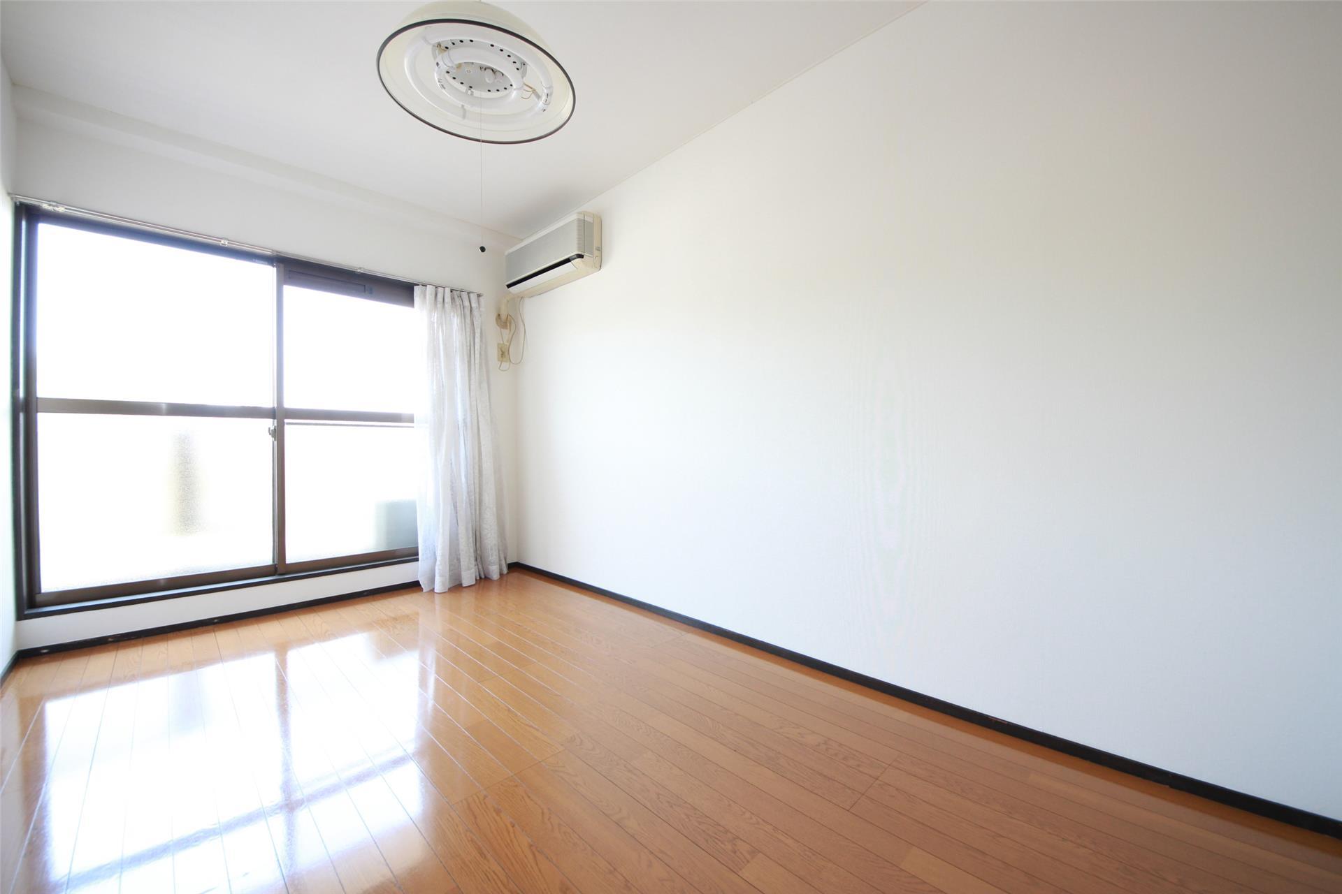 居室・リビング　日当たり良好な室内です☆