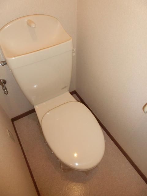 トイレ　バストイレ別