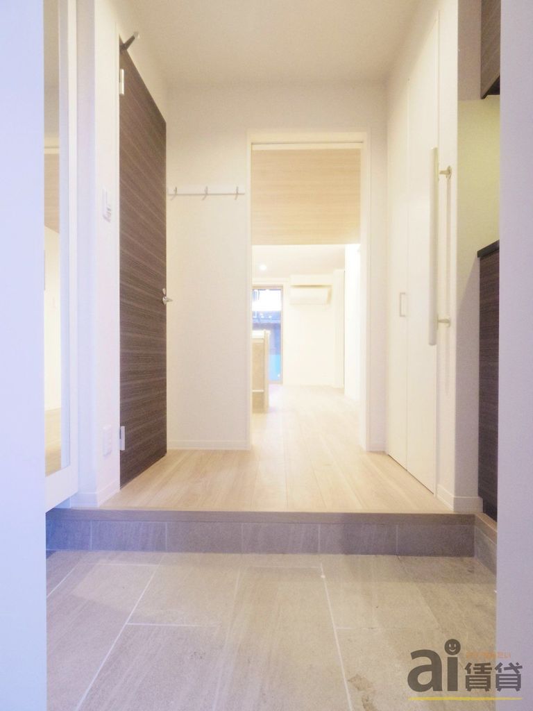 玄関　※写真同仕様※