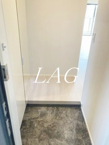 玄関　玄関です。