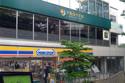 飲食店　プロント信濃町店（飲食店）まで614m