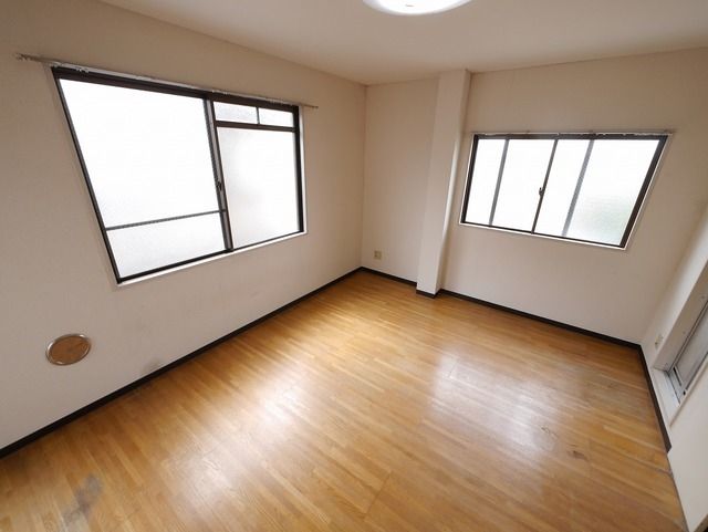 居室・リビング　★お部屋探しは株式会社タウンハウジング東京まで★