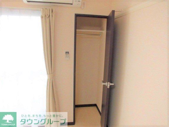 収納　同タイプ代表写真となり設備仕様は一部異なる場合があります。