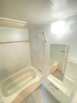 バス・シャワールーム　バス