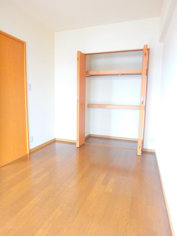 その他部屋・スペース　居室フローリング