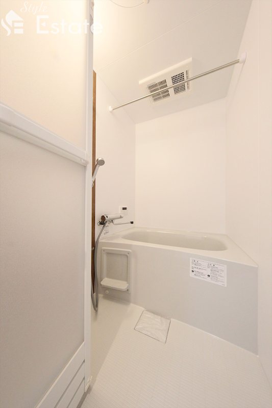 バス・シャワールーム　同仕様内装