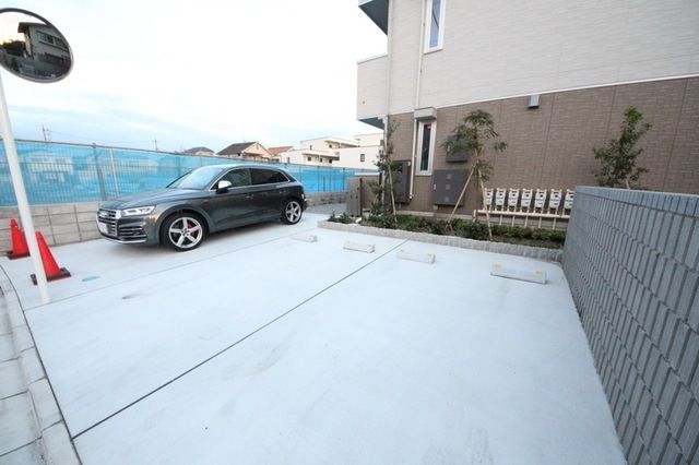 駐車場　★お問い合わせはタウンハウジングまで★